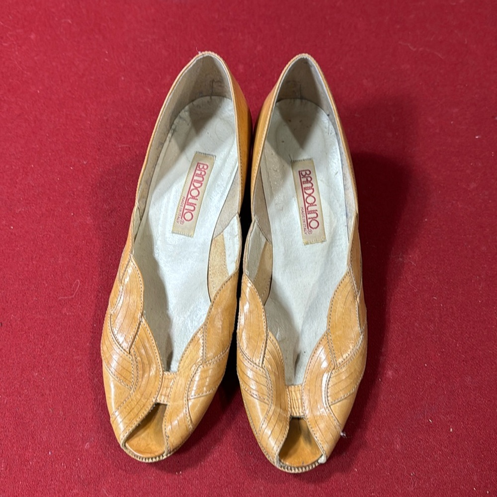 Bandolino women shoe